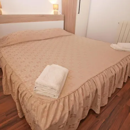 With A Parking Space - 20806 Apartment Porec